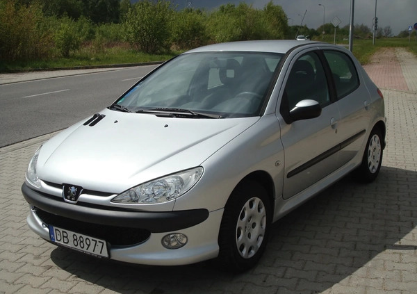 Peugeot 206 cena 8800 przebieg: 167000, rok produkcji 2009 z Wałbrzych małe 436